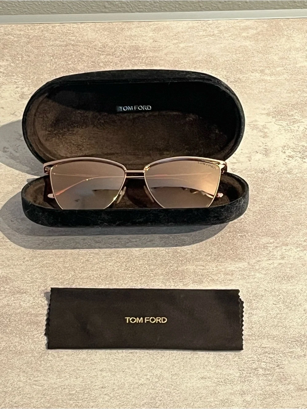 Tom Ford x Veronica tf684, women's oversized cat-eye